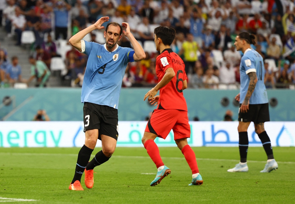 TRỰC TIẾP Uruguay 0 - 0 Hàn Quốc: Đại diện châu Á dồn ép nghẹt thở - Ảnh 1.