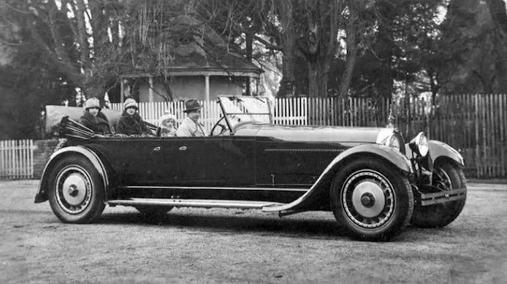 Những bức ảnh siêu hiếm về xe Bugatti trong những năm 1920 và 1930 - Ảnh 2.