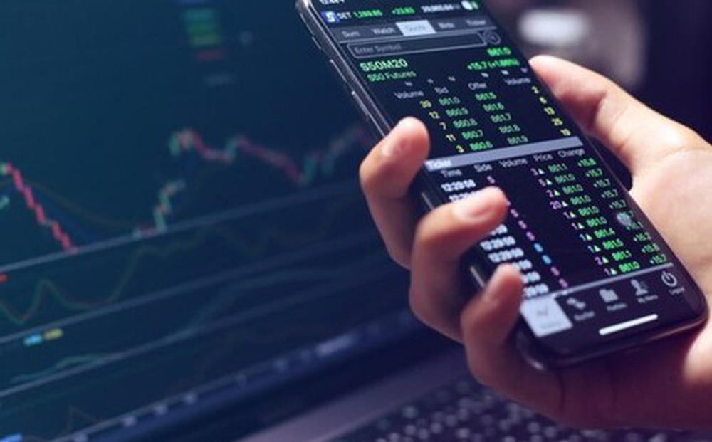 Cảnh báo về các app giao dịch chứng khoán chưa được cấp phép