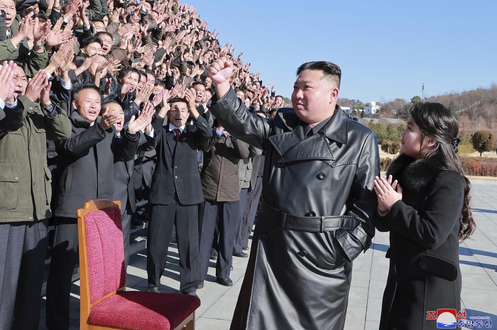 Con gái ông Kim Jong-un xuất hiện lần thứ hai khiến truyền thông xôn xao về ẩn ý của Triền Tiên - Ảnh 5.