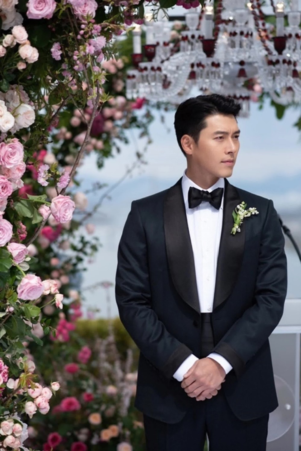 Ông xã quốc dân Hyun Bin: Yêu chiều, bảo vệ Son Ye Jin từ lúc hẹn hò đến lâm bồn, sẵn sàng hi sinh công việc vì vợ con - Ảnh 12.