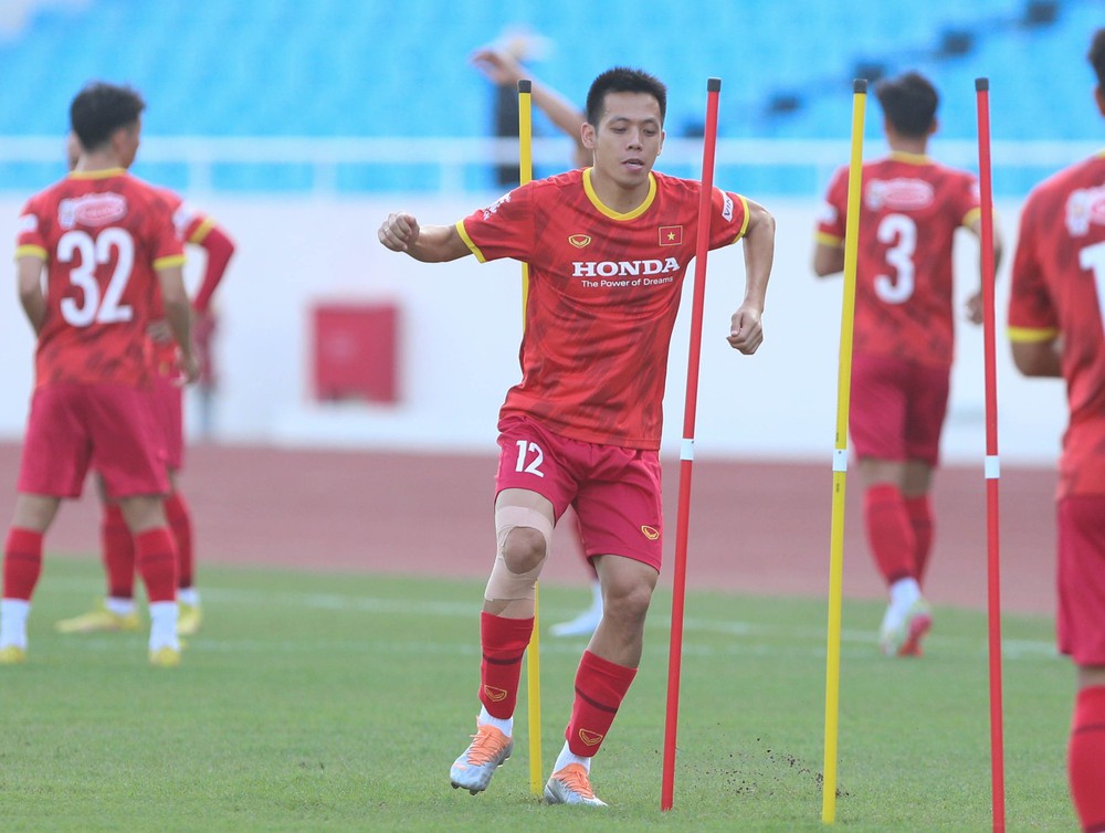 Tuyển Việt Nam đầy đủ lực lượng trước trận đấu với CLB Dortmund - Ảnh 10.