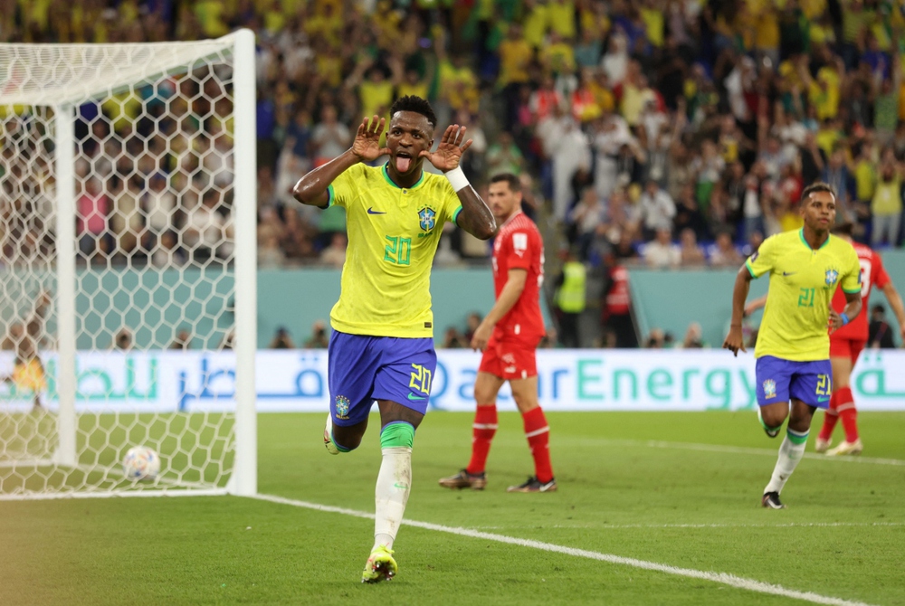 TRỰC TIẾP Brazil 1 - 0 Thụy Sĩ: Sao MU lập siêu phẩm mở tỷ số - Ảnh 3.