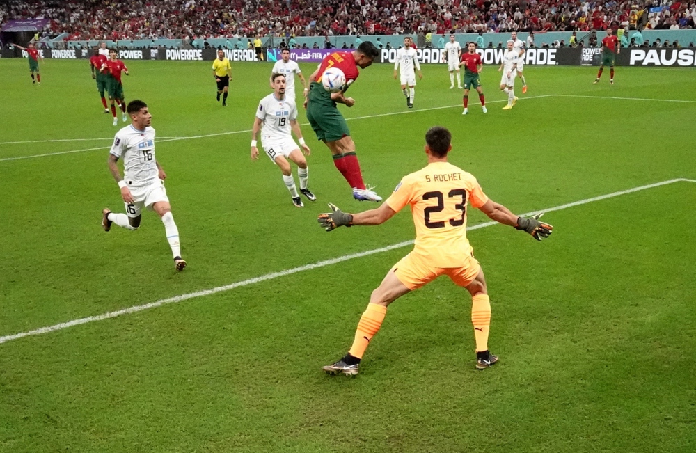 TRỰC TIẾP Bồ Đào Nha 1 - 0 Uruguay: Ronaldo mở tỷ số - Ảnh 2.