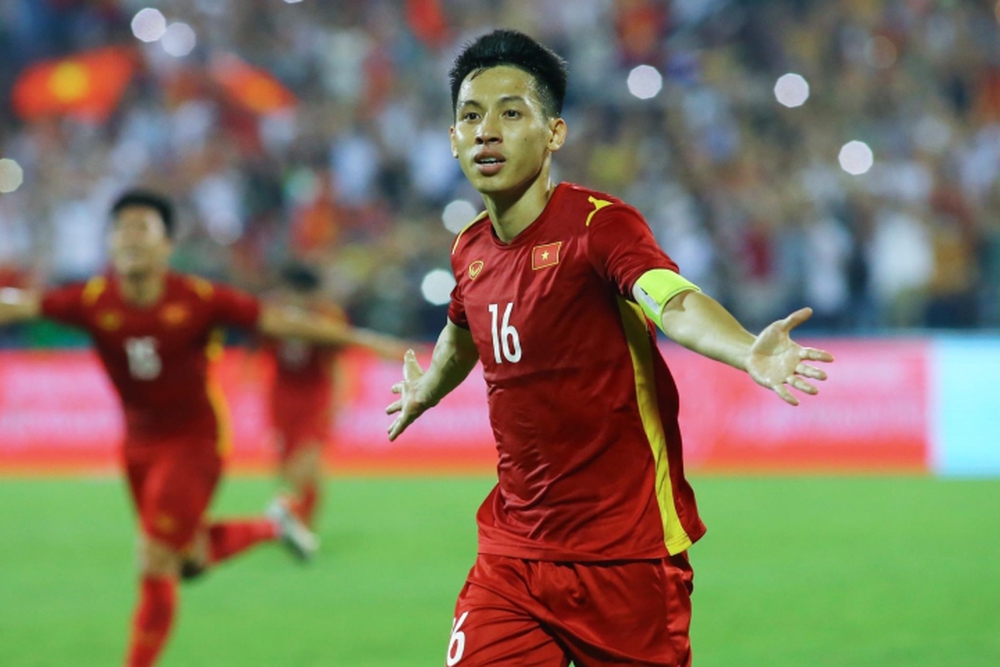 Hùng Dũng: Tuyển Việt Nam thi đấu nghiêm túc, cống hiến trước Dortmund - Ảnh 1.