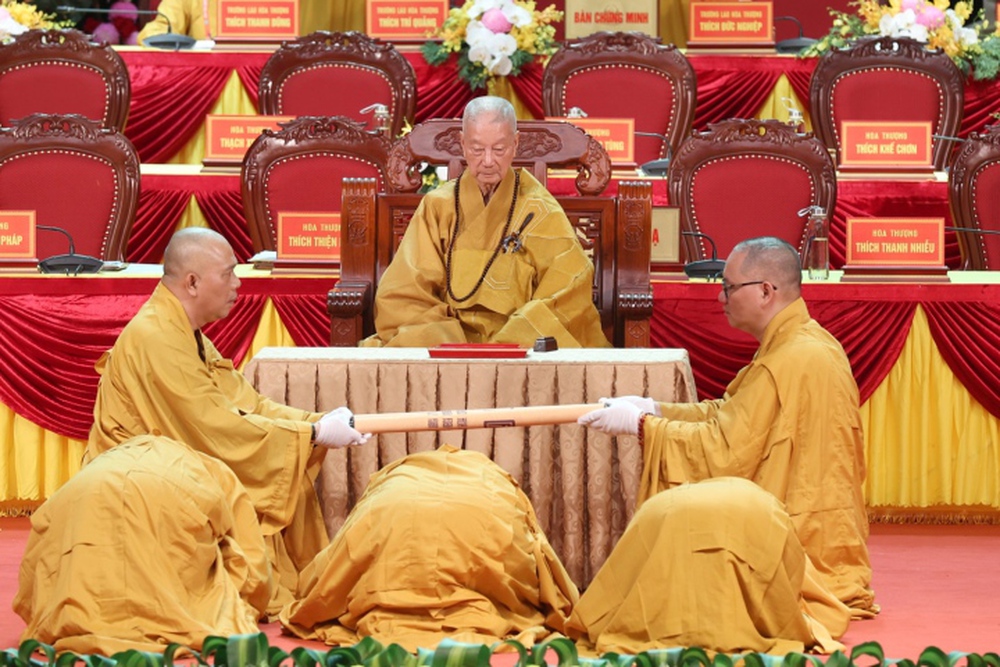Hòa thượng Thích Trí Quảng trở thành Đệ tứ Pháp chủ Giáo hội Phật giáo Việt Nam - Ảnh 1.