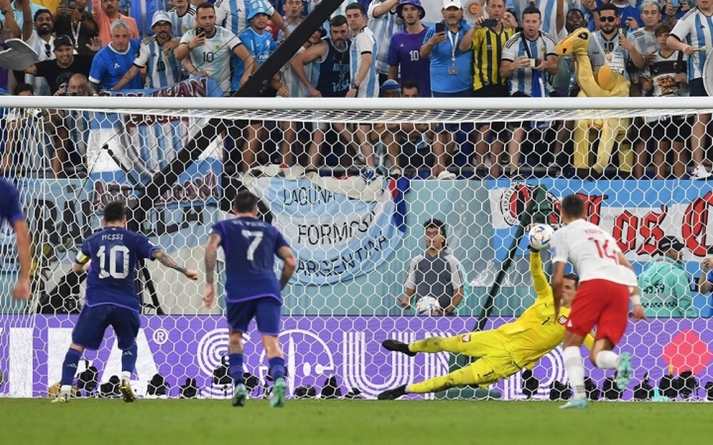 Trực tiếp bóng đá Ba Lan 0-0 Argentina: Messi đá hỏng phạt đền - Ảnh 2.