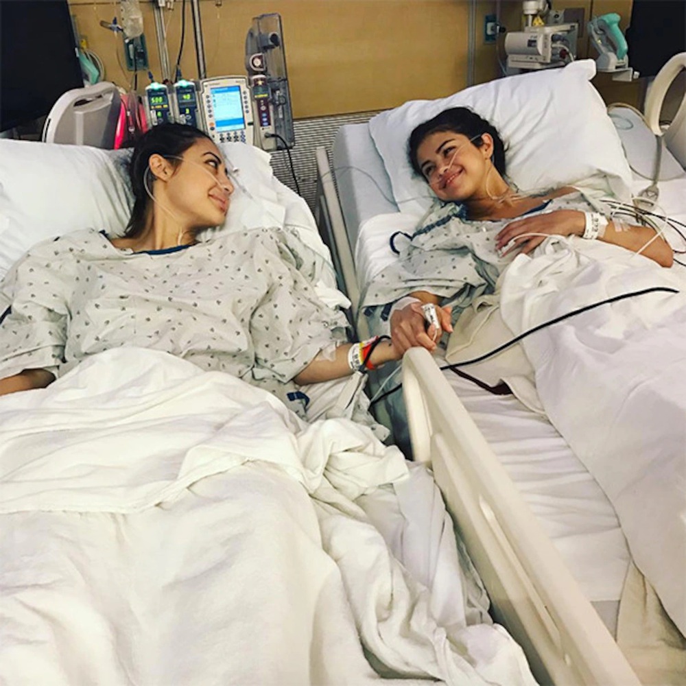 Why did the more than decade-long friendship of Selena Gomez and her best friend who donated her kidney break up?  - Photo 2.