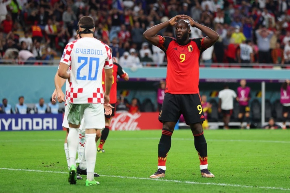 Lukaku bỏ lỡ cơ hội khó tin, tuyển Bỉ bị loại khỏi World Cup 2022 - Ảnh 3.