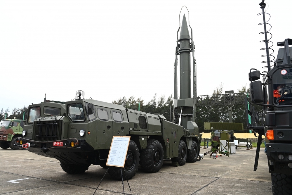 Cận cảnh tên lửa đạn đạo duy nhất ở Đông Nam Á do Việt Nam sở hữu - Ảnh 4.