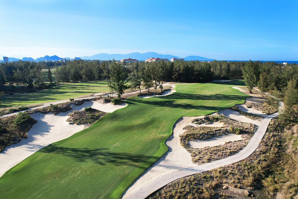 NÓI THẲNG: Đánh phụ nữ gãy gậy golf - Hành xử kiểu trọc phú cần biến mất ngay! - Ảnh 1.