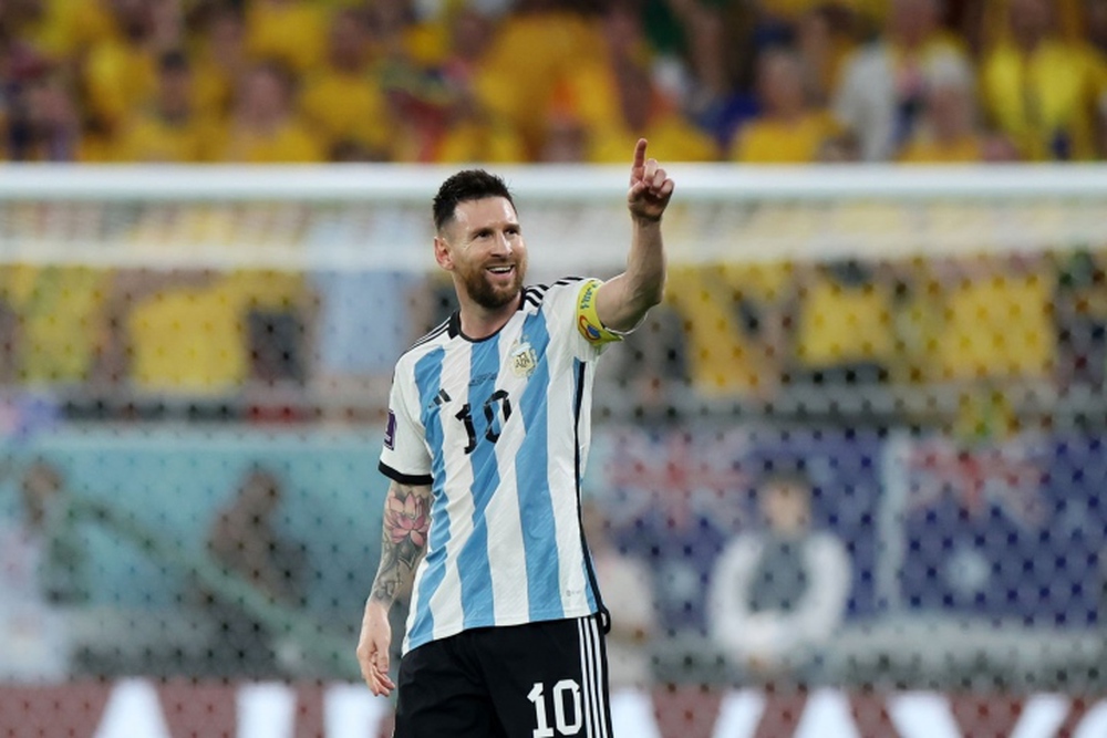 Valdano: Messi giống Maradona, ai không thích là không yêu bóng đá - Ảnh 1. Valdano: Messi giống Maradona, ai không thích là không yêu bóng đá - Ảnh 1.