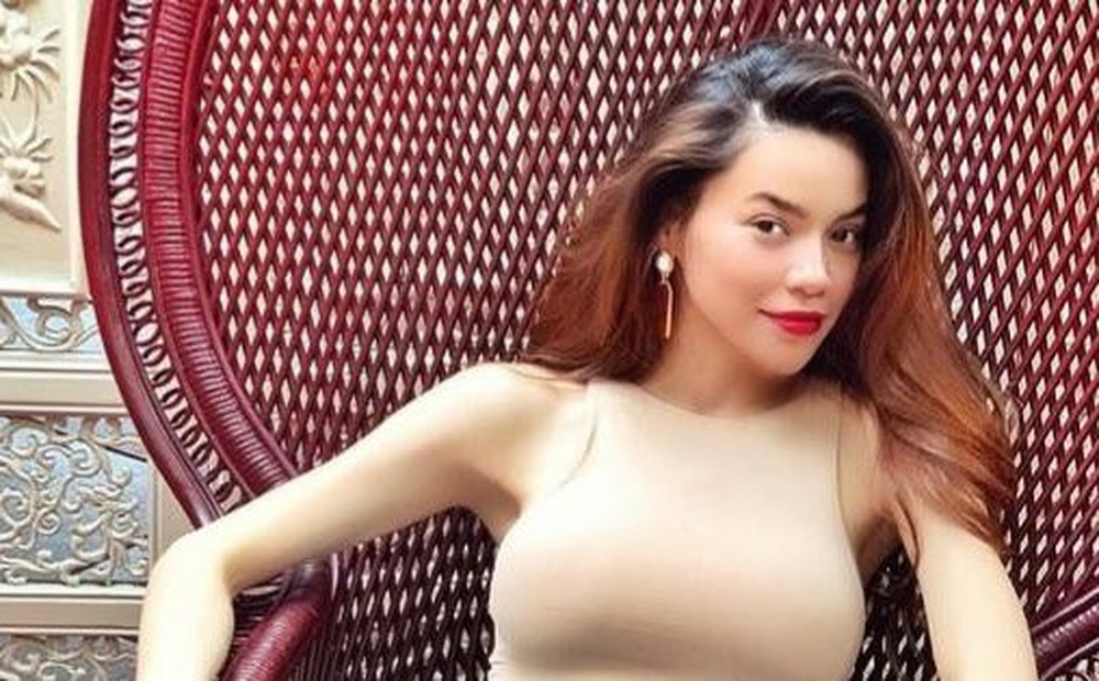 Cuộc cạnh tranh gay gắt của ca sĩ Việt