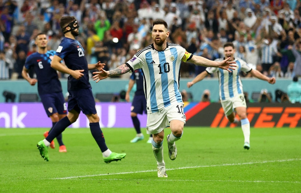 TRỰC TIẾP Argentina 1-0 Croatia: Messi mở tỷ số từ chấm phạt đền - Ảnh 2.