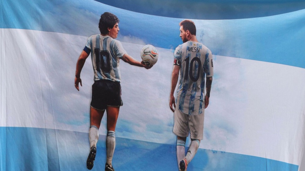 Argentina tái hiện hình bóng Maradona trên đôi chân Messi thiên tài - Ảnh 3.