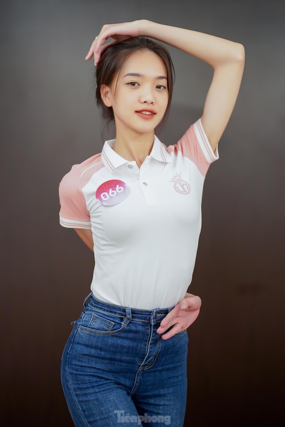 Thí sinh có vòng eo 54 cm ở Hoa hậu Việt Nam 2022 - Ảnh 2.