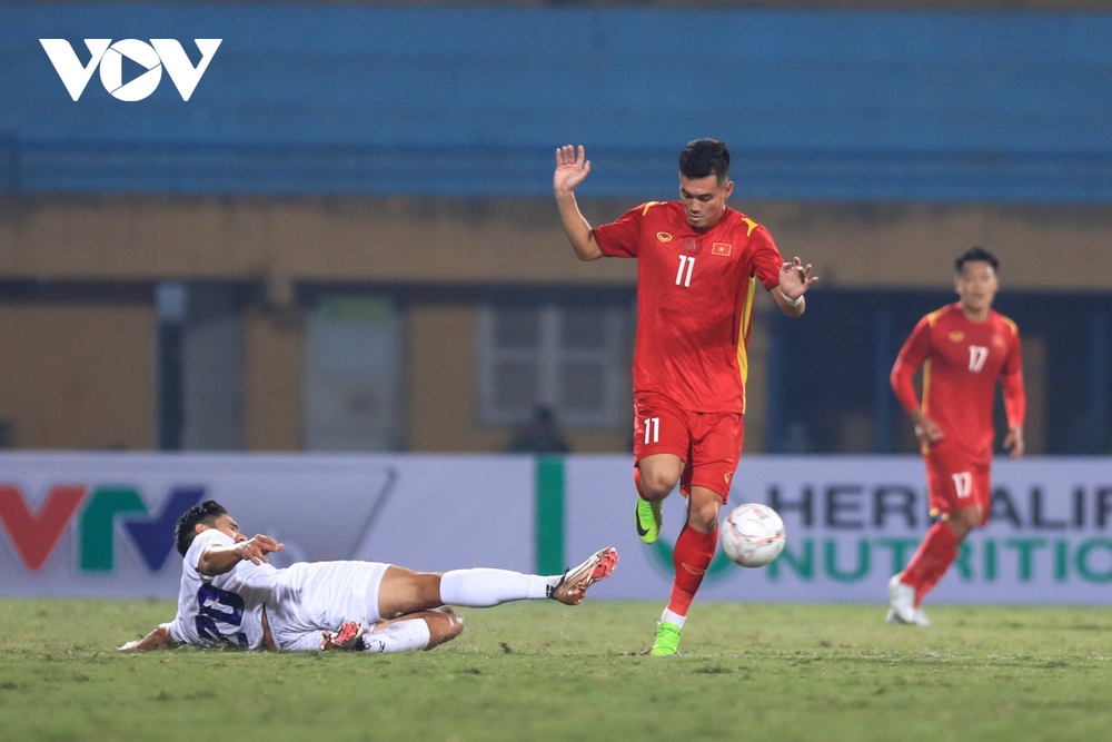 TRỰC TIẾP ĐT Việt Nam 0-0 ĐT Philippines: Thế trận giằng co - Ảnh 1.