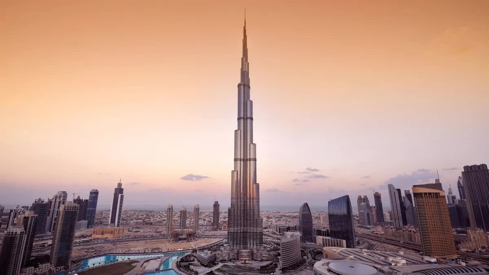 Sau siêu thành phố dài 170km xuyên qua sa mạc, Arab Saudi sẽ xây tòa nhà chọc trời cao tới 2km - Ảnh 1.