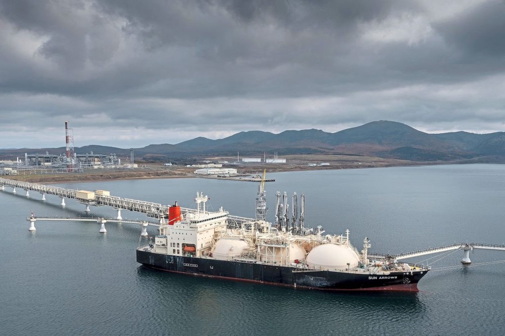 Nga có “chiêu mới” đối phó với lệnh áp giá trần dầu thô: Hợp tác với Ấn Độ đóng tàu chở dầu - Ảnh 1.