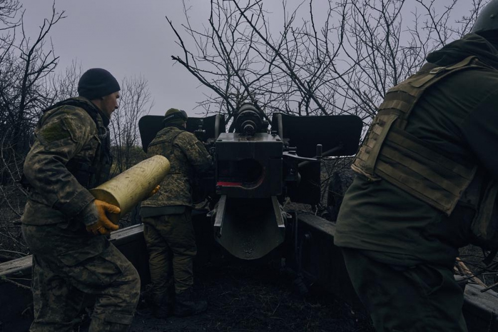 Cuộc đua hỏa lực và ác mộng của Ukraine nếu Nga chặn đường giành lại lãnh thổ - Ảnh 1.