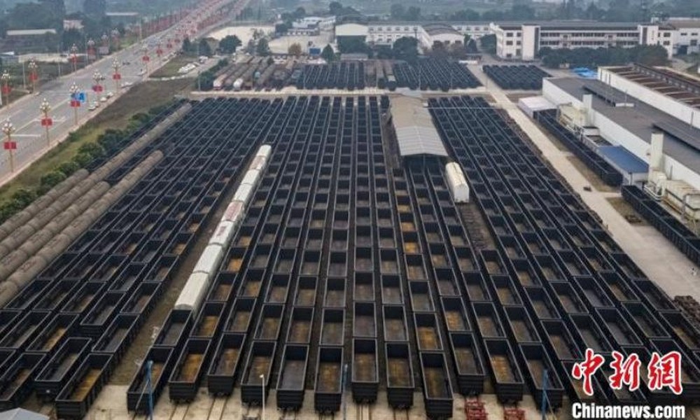 300 toa tàu hàng Made in China sắp đổ bộ vào Lào: Tuyến đường sắt Trung-Lào biến nhà ga Viêng Chăn thành cảng khô trên đất liền - Ảnh 2.