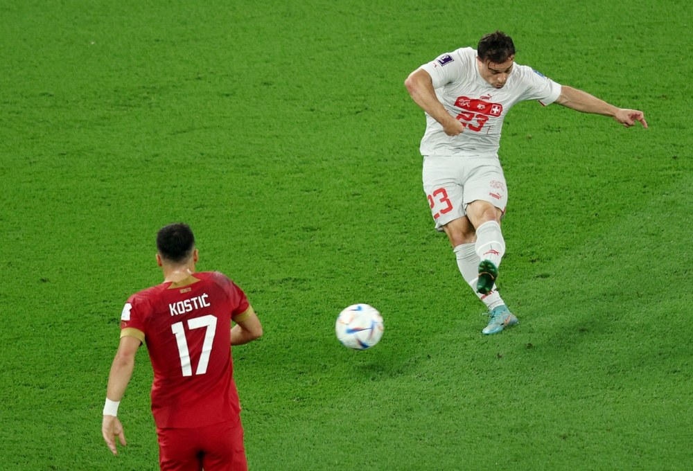 TRỰC TIẾP Serbia 1 - 1 Thuỵ Sĩ: Siêu phẩm đánh đầu - Ảnh 1.