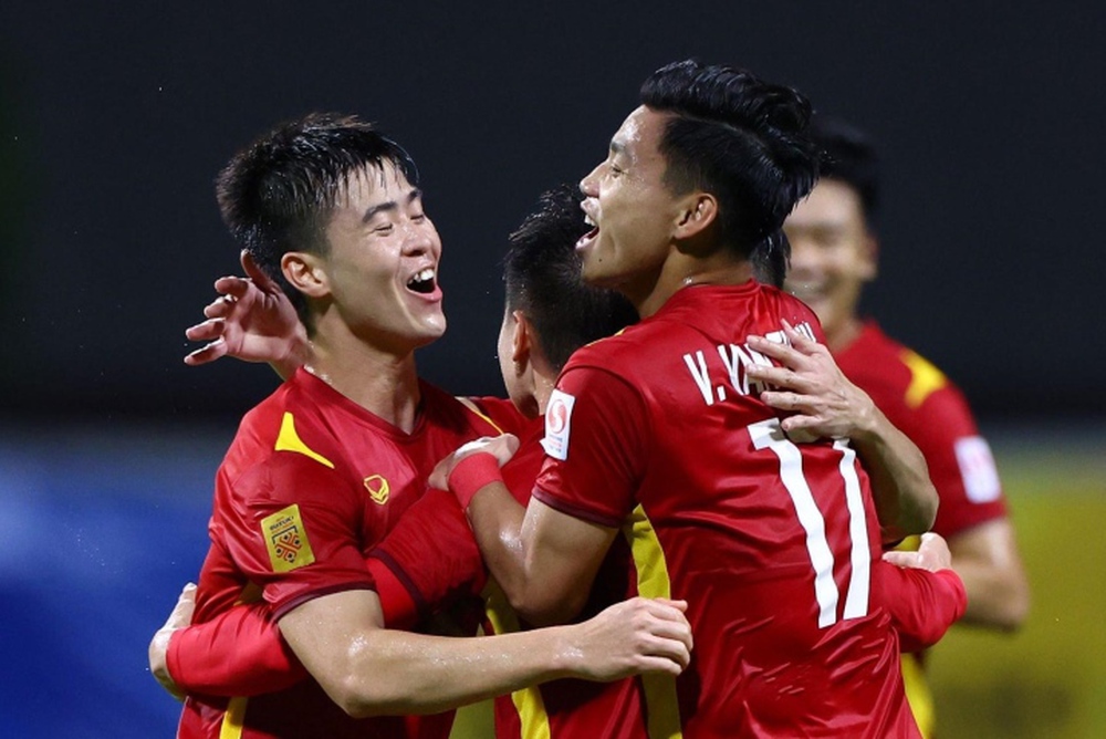 HLV Park Hang Seo chốt danh sách đội tuyển Việt Nam dự AFF Cup 2022 - Ảnh 1.