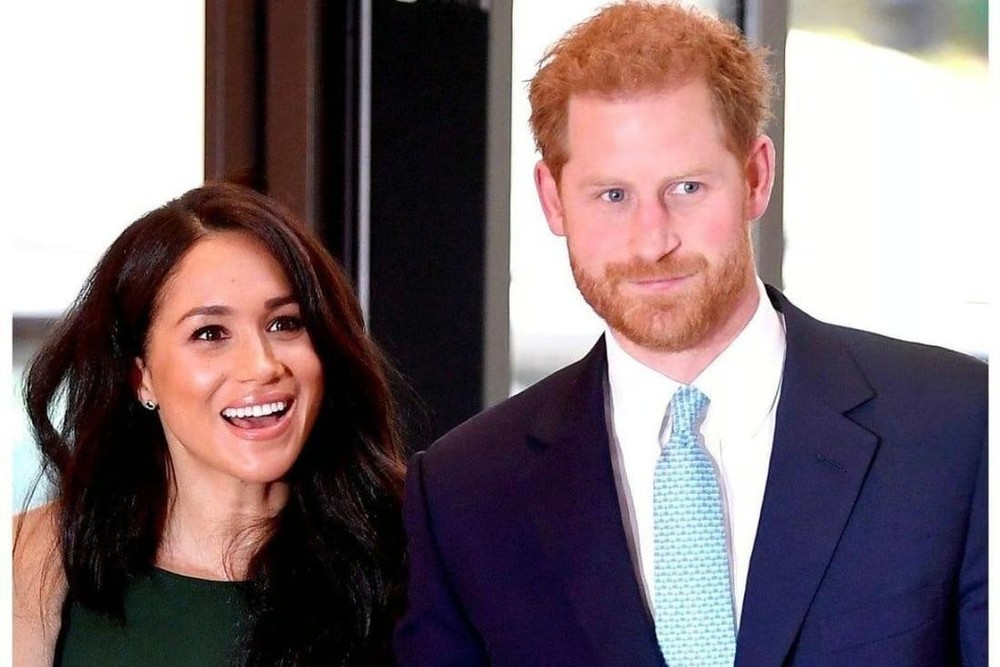 Harry - Meghan kiếm tiền bằng cách nào sau khi rời Hoàng gia Anh? - Ảnh 1.