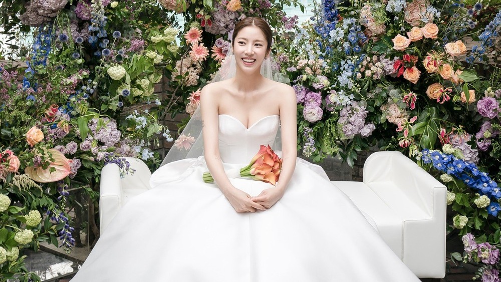 Drama bất ngờ xoay quanh 4 đám cưới hot nhất nhì showbiz Hàn năm 2022: Tin đồn bạn thân nghỉ chơi nhau gây ồn ào cõi mạng - Ảnh 2.