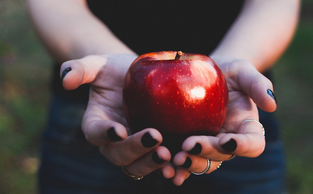 Ăn 1 quả táo mỗi ngày sẽ thay đổi lượng mỡ máu như thế nào?
