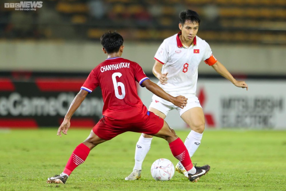 Trực tiếp bóng đá Lào 0-2 Việt Nam: Hùng Dũng lập công - Ảnh 1.