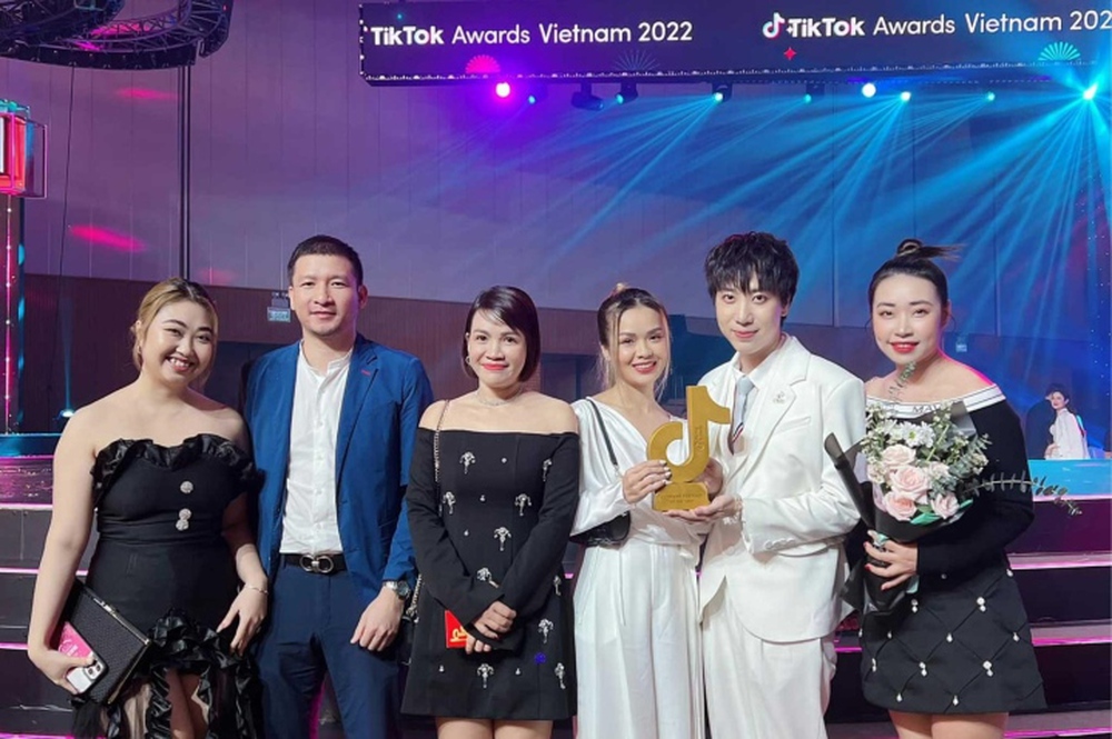 MCV Network đoạt giải Content Partner of the Year tại TikTok Awards Vietnam 2022 - Ảnh 4.