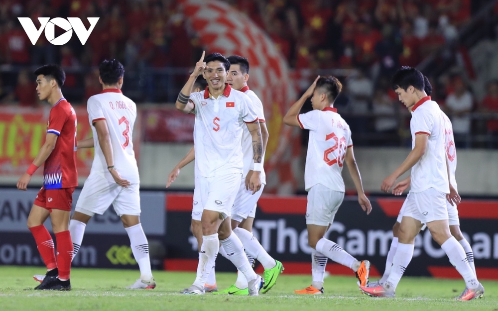 Toàn cảnh: ĐT Việt Nam khởi đầu AFF Cup 2022 bằng chiến thắng hoành tráng - Ảnh 6.