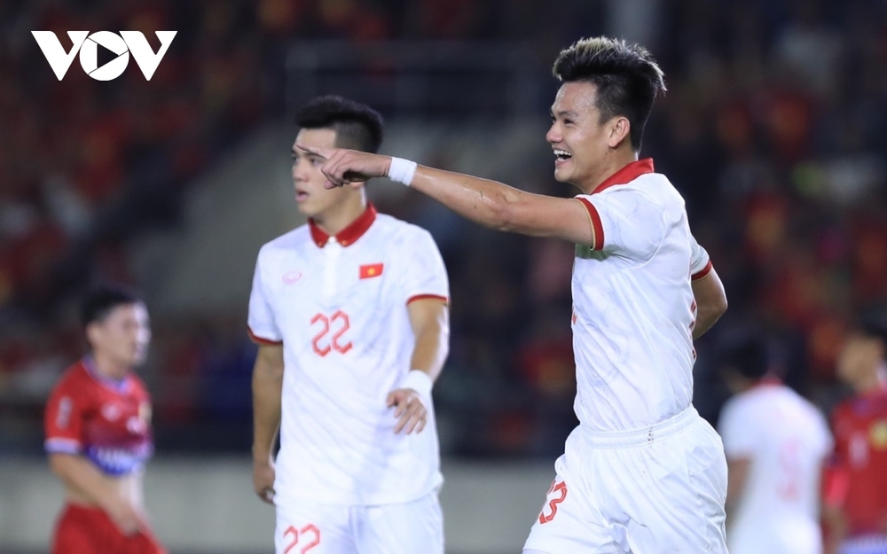 Toàn cảnh: ĐT Việt Nam khởi đầu AFF Cup 2022 bằng chiến thắng hoành tráng - Ảnh 5.