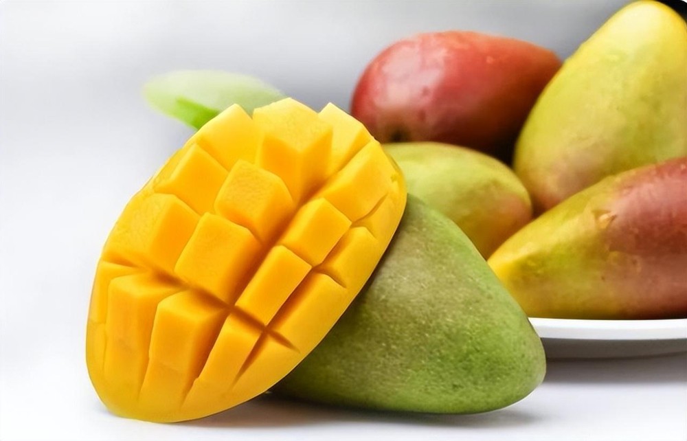 7 loại trái cây giàu collagen giúp da căng bóng mịn màng đón Tết