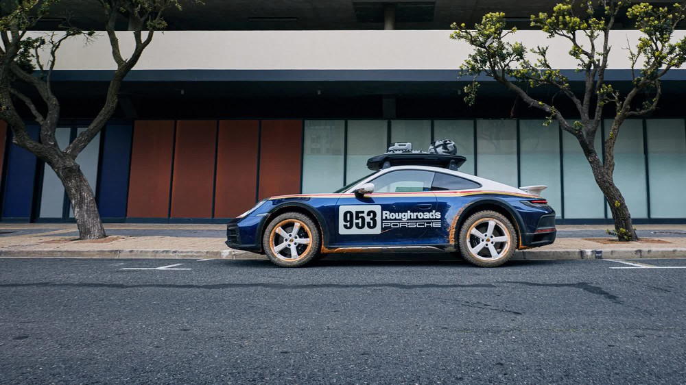 Porsche 911 off-road chốt giá 15,3 tỷ đồng ở Việt Nam: Xe thể thao cho người thích phượt miền núi - Ảnh 7.