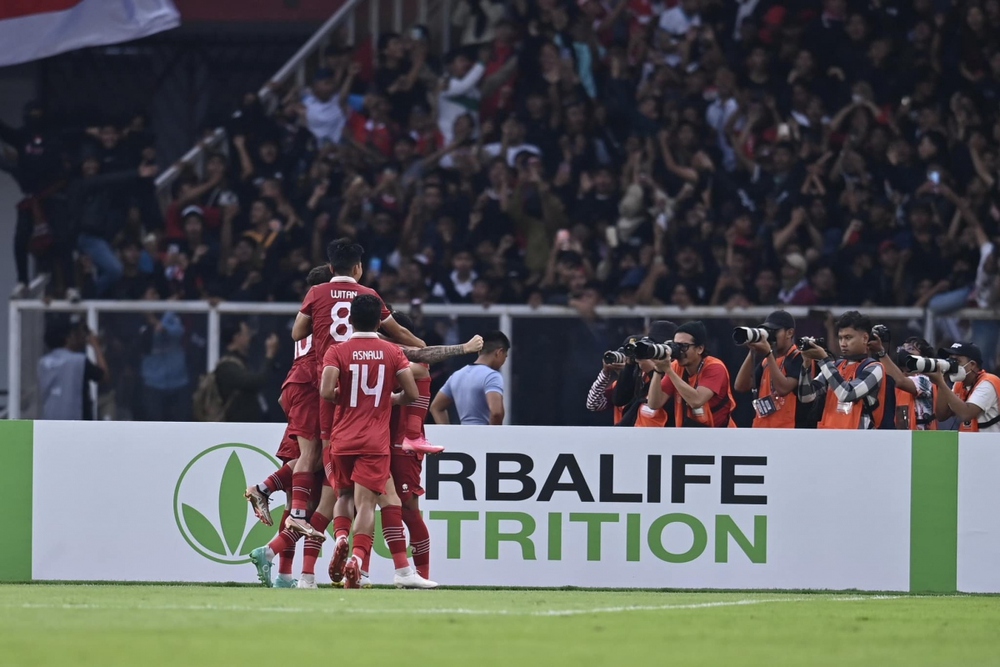  Trực tiếp Indonesia 1-0 Thái Lan: Chủ nhà mở tỷ số trên chấm phạt đền - Ảnh 1.