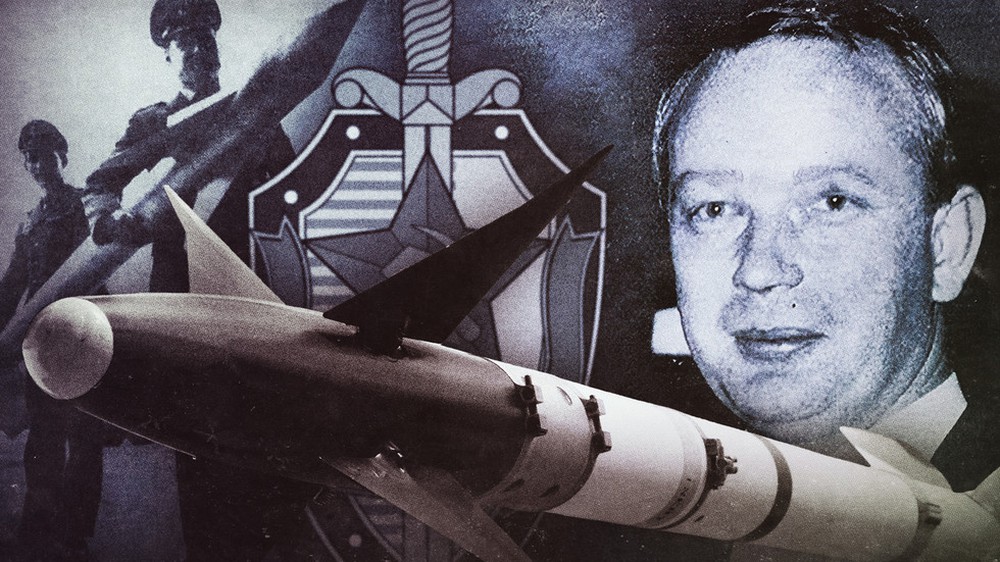 Siêu điệp viên tình nguyện đánh cắp tên lửa mới nhất của Mỹ cho Liên Xô - Ảnh 1.