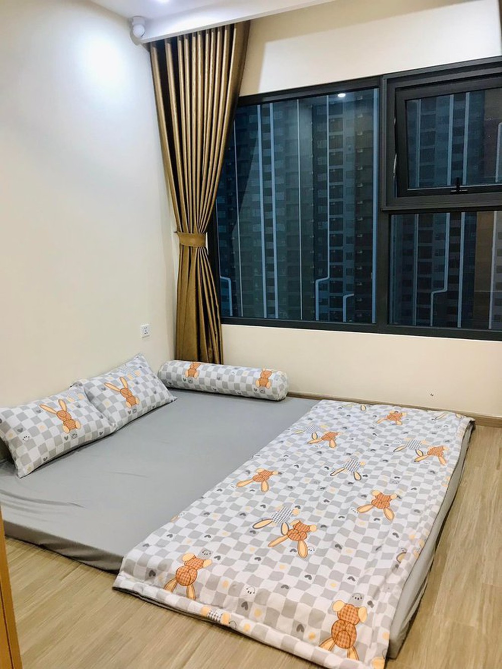 Chi 120 triệu cải tạo căn hộ 43m2 thành 2 phòng ngủ