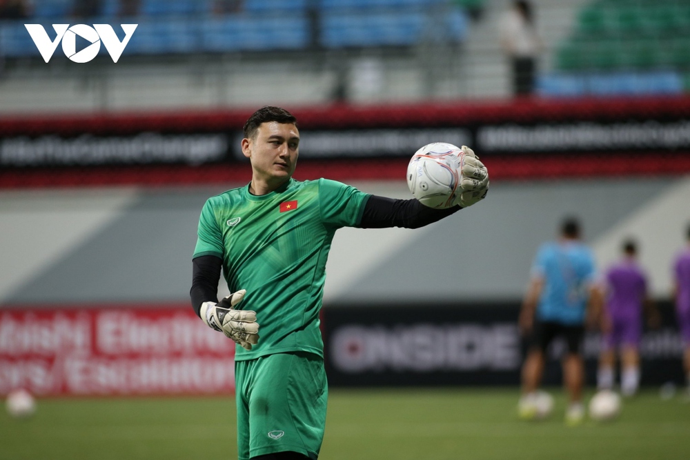 Trực tiếp Singapore 0 - 0 ĐT Việt Nam: HLV Park Hang Seo xoay tua - Ảnh 5.