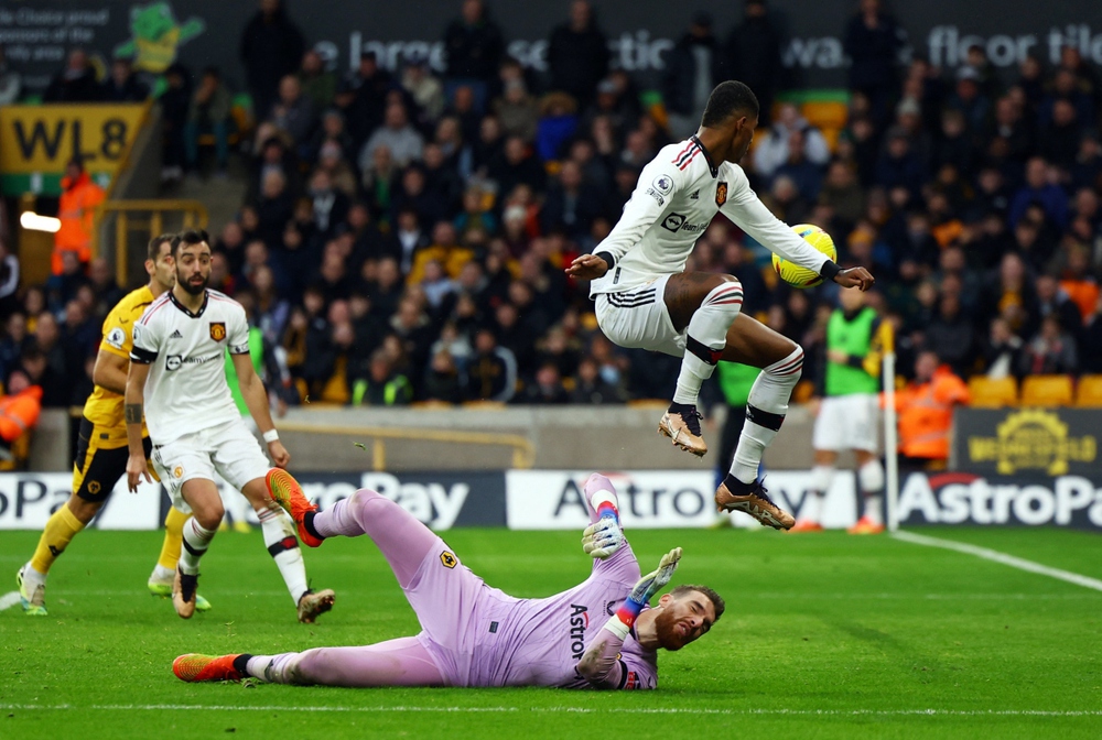 TRỰC TIẾP Wolves 0-1 MU: Rashford độc diễn mở tỷ số - Ảnh 1.