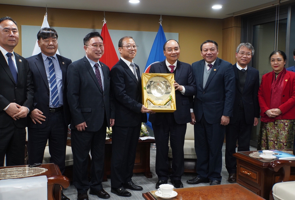 Chủ tịch nước đề nghị dòng họ Lý tại Hàn Quốc tích cực về thăm Việt Nam - Ảnh 2.