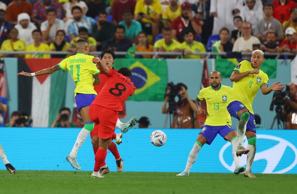 TRỰC TIẾP Brazil 4 - 0 Hàn Quốc: Cơn mưa bàn thắng - Ảnh 1.