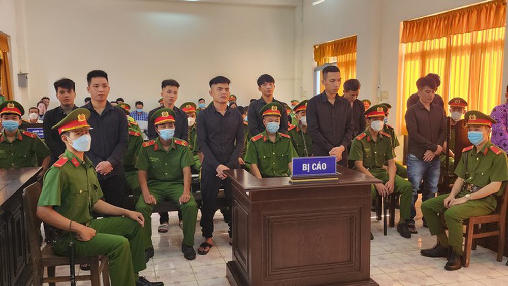 174 năm tù cho 9 kẻ gây ra vụ hỗn chiến kinh hoàng ở Kiên Giang - Ảnh 2.
