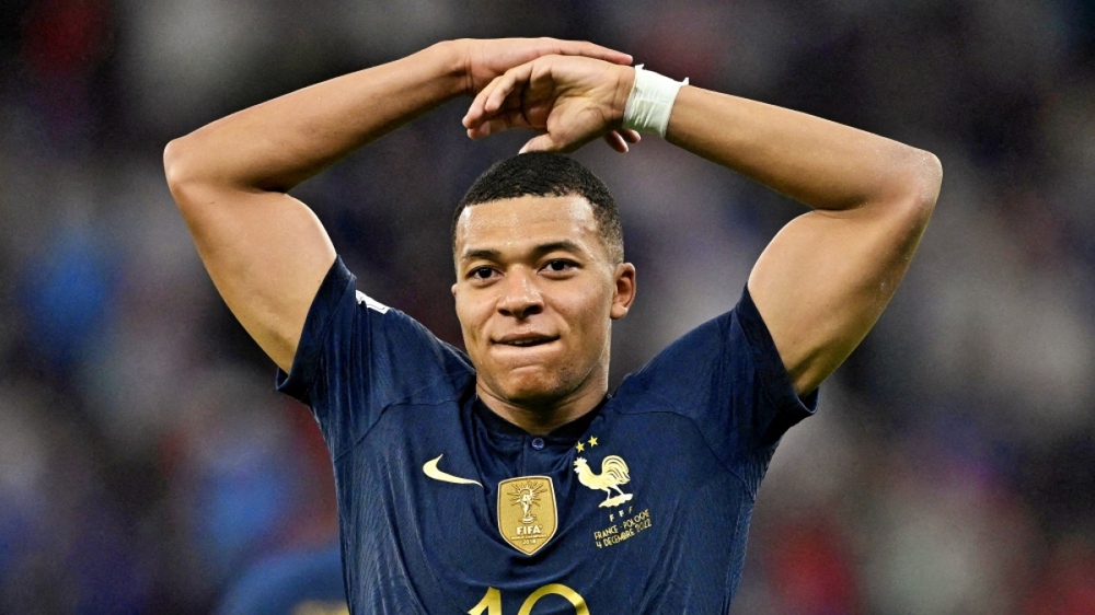 Kylian Mbappe khiến các cổ động viên Pháp lo lắng - Ảnh 1.