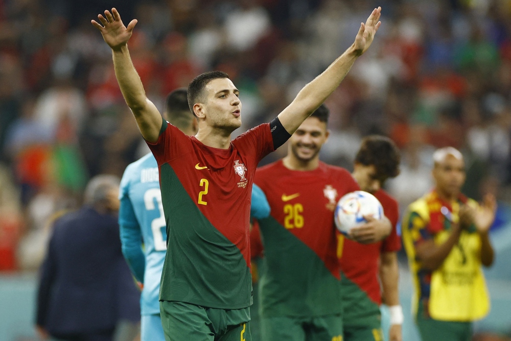 Đội hình xuất sắc nhất vòng 1/8 World Cup 2022: Goncalo Ramos nhận điểm 10 - Ảnh 5.