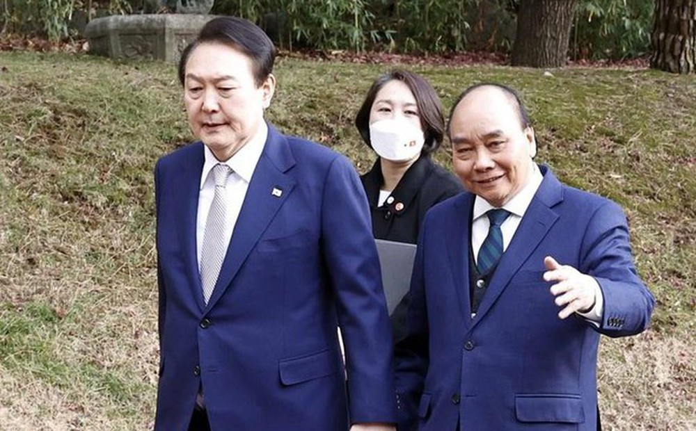 Dấu mốc lịch sử khi Tổng thống Hàn Quốc đón 'quốc khách đầu tiên'