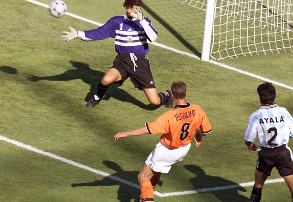Argentina - Hà Lan, những cuộc đụng độ khó quên tại World Cup - Ảnh 3.