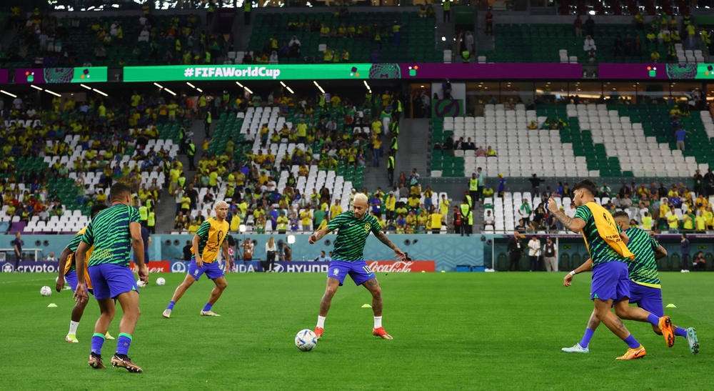 TRỰC TIẾP Croatia 0 - 0 Brazil: Vũ công Samba tưng bừng ở Education City - Ảnh 2.