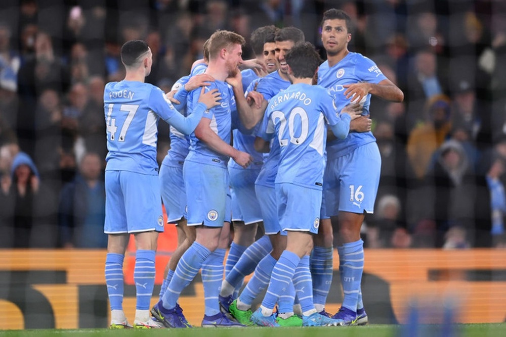 Trừng phạt sai lầm của đối thủ, Man City tìm lại niềm vui chiến thắng ở Ngoại hạng Anh - Ảnh 10.
